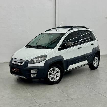 FIAT IDEA 1.8 MPI ADVENTURE 8V FLEX 4P MANUAL FIAT IDEA 1.8 MPI ADVENTURE 8V FLEX 4P MANUAL